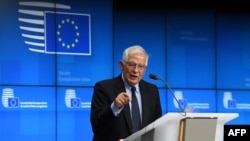 រូបឯកសារ៖ លោក Josep Borrell ប្រធានគោលនយោបាយការបរទេសរបស់សហភាពអឺរ៉ុបថ្លែងសន្និសិតរួមមួយ ក្រោយកិច្ចប្រជុំក្រុមប្រឹក្សាកិច្ចការបរទេសនៅឯស្នាក់ការកណ្តាលសហភាពអឺរ៉ុបកាលពីថ្ងៃទី១២ ខែកក្កដា ឆ្នាំ២០២១។ (AFP)