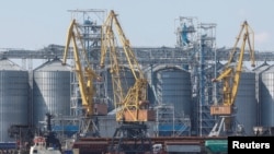 У рамках зернової ініціативи представники Росії, Туреччини та ООН інспектують кораблі на шляху до та з українських портів