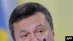 У відповідь на протести підприємців Янукович скликав РНБО