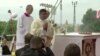 Le pape fait une chute à Czestochowa