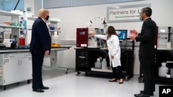 Presidenti trump viziton mjediset e kompanisë Fujifilm Diosynth Biotechnologies