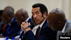 Le président du Botswana, Ian Khama, lors de la réunion de la commission binationale Botswana-Afrique du Sud (BNC) à Pretoria, en Afrique du Sud, le 11 novembre 2016.