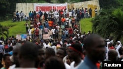 Une manifestation de l'opposition à Abidjan, Côte d'Ivoire, 28 octobre 2016.