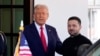 រូបឯកសារ៖ លោក​ប្រធានាធិបតី Donald Trump ទទួល​ស្វាគមន៍​ប្រធានាធិបតី​អ៊ុយក្រែន លោក Volodymyr Zelenskyy នៅ​សេតវិមាន​ កាលពី​ថ្ងៃ​សុក្រ ទី២៨ ខែ​កុម្ភៈ ឆ្នាំ២០២៥។