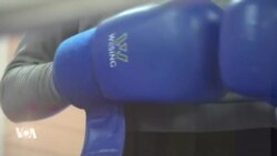 Boxe: la Botswanaise Sadie Kenosi devient la première boxeuse au monde à se qualifier pour les JO