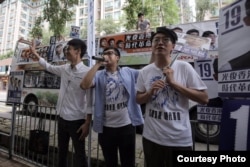 青年新政的召集人梁颂恒（左）由梁天琦（右）助选（梁颂恒脸书图片）