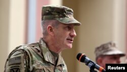 Le général John Nicholson à Kaboul, en Afghanistan, le 2 mars 2016. (REUTERS/Rahmat Gul/Pool) 