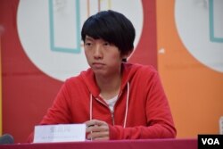即將接任學聯常委、浸會大學學生會候任外務副幹事長張崑陽表示，退聯弊多於利（美國之音 湯惠芸攝）