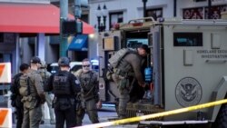 SML: Bayi molongo batomboli mongongo na bobomi ya bato koleka zomi na mitano na New Orleans