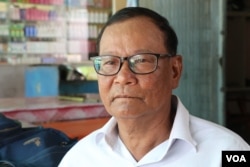 លោក ថោង សារុន អតីតជំទប់ទី១នៃឃុំអរិយក្សត្រ មកពីគណបក្សសង្រ្គោះជាតិ។ (ស៊ុន ណារិន/VOA)