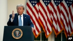 Президент США Дональд Трамп під час прес-брифінгу 15 квітня 2020 року