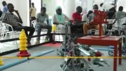 Vous et Nous : Concours de robotique au Sénégal