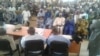 Dialogue entre Dogons et Peuls. Photo: VOA-Bambara, le 28 février 2018