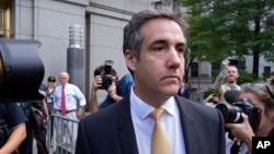 Michael Cohen, ancien avocat du président Donald Trump, quitte la cour fédérale après avoir conclu un accord de plaidoyer à New York, le 21 août 2018. (AP Photo / Craig Ruttle)