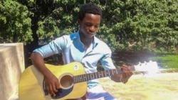 Lavimó da Verónica, poeta e estudante universitário