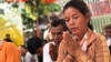 សកម្មជន​រំឭក​ខួប​ទី៦​នៃ​ការ​បង្ក្រាប​ហិង្សា​លើ​ផ្លូវ​វេងស្រេង​ដោយ​ស្ងៀមស្ងាត់​