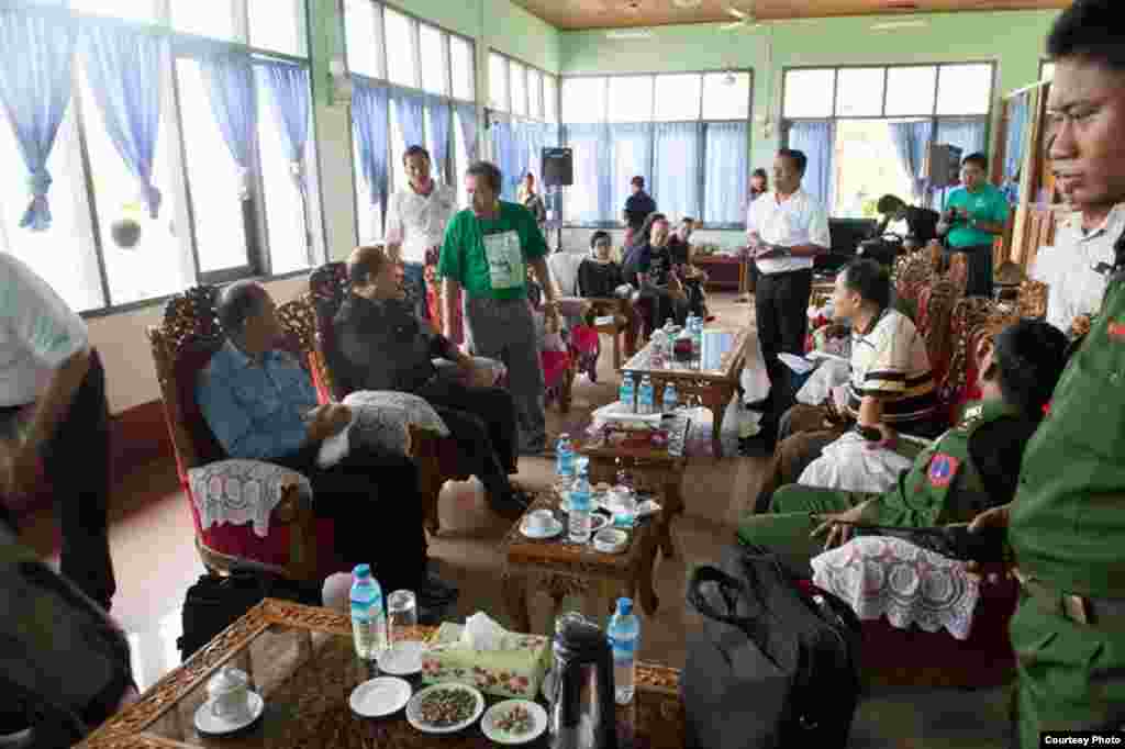 ခါကာဘိုရာဇီက ပျောက်ဆုံးရဟတ်နဲ့ ပျောက်ဆုံး တောင်တက်သမား ၂ ဦးကို ရှာဖွေကယ်ဆယ်ရေးအဖွဲ့ (ဓာတ်ပုံ ထူးဖောင်ဒေးရှင်း)