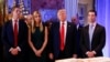 Le président américain entouré de son fils Eric Trump, de sa fille Ivanka et de son fils Donald Trump Jr. avant une conférence de presse à la Trump Tower, à Manhattan, à New York, aux États-Unis, le 11 janvier 2017.