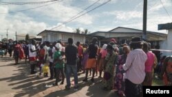 Cette élection est la première organisée sans la présence de la mission des Nations unies au Liberia, créée en 2003 pour garantir la paix après les guerres civiles qui ont fait plus de 250.000 morts entre 1989 et 2003.