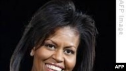 ABŞ-ın birinci xanımı Mişel Obama Meksikaya səfərindən öncə yölüstü Haitidə olub