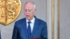Le président Saied "a chargé lundi M. Fakhfakh de former un gouvernement dans les plus brefs délais", a indiqué la présidence de la République dans un communiqué.