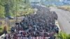 (Photo d’archives) Des migrants quittent Tapachula, au Mexique, le 24 décembre 2023. (AP Photo/Edgar H. Clemente)