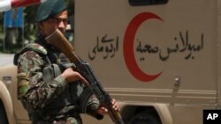 سربازان پولیس که جان باختند مسؤولیت تأمین امنیت شاهراه کندهار – ترینکوت را به دوش داشتند.