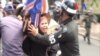 ក្រុម​អ្នកភូមិ​បឹងកក់​ហែ​ក្បួន​ទាមទារ​យុត្តិធម៌​សម្រាប់​សកម្មជន​ដី​ធ្លី​យ៉ោម បុប្ផា