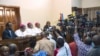 Le président de la Conférence épiscopale nationale du Congo (CENCO), l'archevêque Marcel Utembi, (au centre) et d'autres évêques lors d'un événement à Kinshasa le 1er janvier 2017.