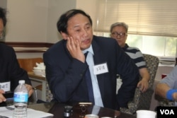 中國民主黨主席王軍濤 (美國之音方冰拍攝)