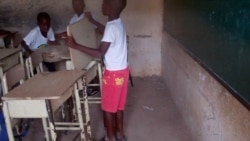 Escolas no Namibe acusadas de desvio de fundos - 2:45