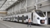 Le train express régional (TER) stationné au service de maintenance et de stockage de Colobane, à Dakar, Sénégal, le 22 décembre 2021. (Photo SEYLLOU / AFP)