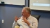 El senador estadounidense Tim Kaine inició gestiones ante el gobierno del presidente Joe Biden para que inmigrantes guatemaltecos tengan un TPS, luego de su visita a Guatemala y otros países de la región. El legislador en evento en Virginia (Foto: VOA)