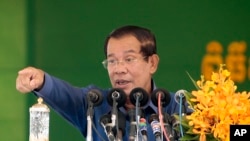 រូបឯកសារ៖ លោក​នាយករដ្ឋមន្រ្តី ហ៊ុន សែន 