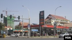 ស្ថានីយ៍​ចាក់សាំង​ Caltex នៅ​ក្បែរ​ស្តុប​ចំការមន​ ដែលជាកន្លែង​លោក​ កែម ឡី ត្រូវបាន​បាញ់សម្លាប់​កាលពីថ្ងៃទី​១០ ខែកក្កដា ឆ្នាំ​២០១៦។