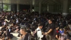 2019-06-21 美國之音視頻新聞: 香港示威者週五發動不合作運動並包圍警察總部