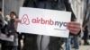Pancarte Airbnb.