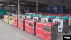 ហាង​ម៉ាស៊ីន​ភ្លើង​មួយ​កន្លែង​នៅ​ក្នុង​រាជធានី​ភ្នំពេញ តាម​បណ្តោយ​ផ្លូវជាតិ​លេខ៥ នៅ​ថ្ងៃទី ១១ ខែឧសភា ឆ្នាំ២០១៩។ (ខាន់ សុគុំមនោ/VOA)