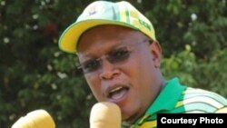 Waziri Nape Nnauye