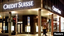 Une succursale de Crédit Suisse à Bâle, en Suisse, le 2 mars 2020.