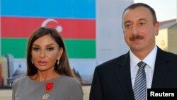 Le président azerbaïdjanais Ilham Aliev et sa femme Mehriban Alieva nommée au poste de vice-présidente. 7 Octobre 2011. 
