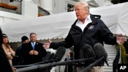Rais Trump akiongea na wanahabari