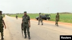 Des officiers de sécurité dans l'Etat du Plateau, au Nigeria, le 25 juin 2018. 