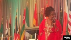 Mwanamuziki wa Kenya Anna Mwalagho alipokuwa kwenye Africa Day Africa Day Washington, May 27, 2016.