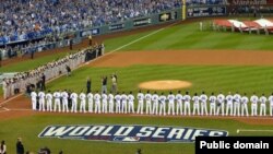 Kilabootii Amerikaa lamaan waancaa Baseball jedhanii walti hafan ta Sanfiraansikoo, Giyaantisii fi ta Kansas City,Rooyalsi Onkololeessa 29,20014 taphatan