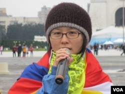 台灣人權促進會秘書長邱伊翎（美國之音張永泰拍攝）