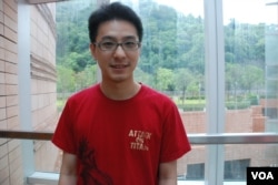 參與佔中首次商討日的網絡電台主持人森麻認為，商討日的小組討論限制了一些敏感議題的表達(美國之音湯惠芸)