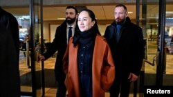 資料照：中國華為公司前首席財務官孟晚舟離開加拿大溫哥華一家法院。 （2020年1月17日）