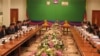 មន្ត្រី​ក្រសួង​​ការ​បរទេស​​ខ្មែរ​​ប្រជុំ​អំពី​បញ្ហា​ព្រំដែន​ជាមួយថៃ ​(ថ្ងៃ​២៧​ឧសភា​ ​ឆ្នាំ​​២០១៣)​ 