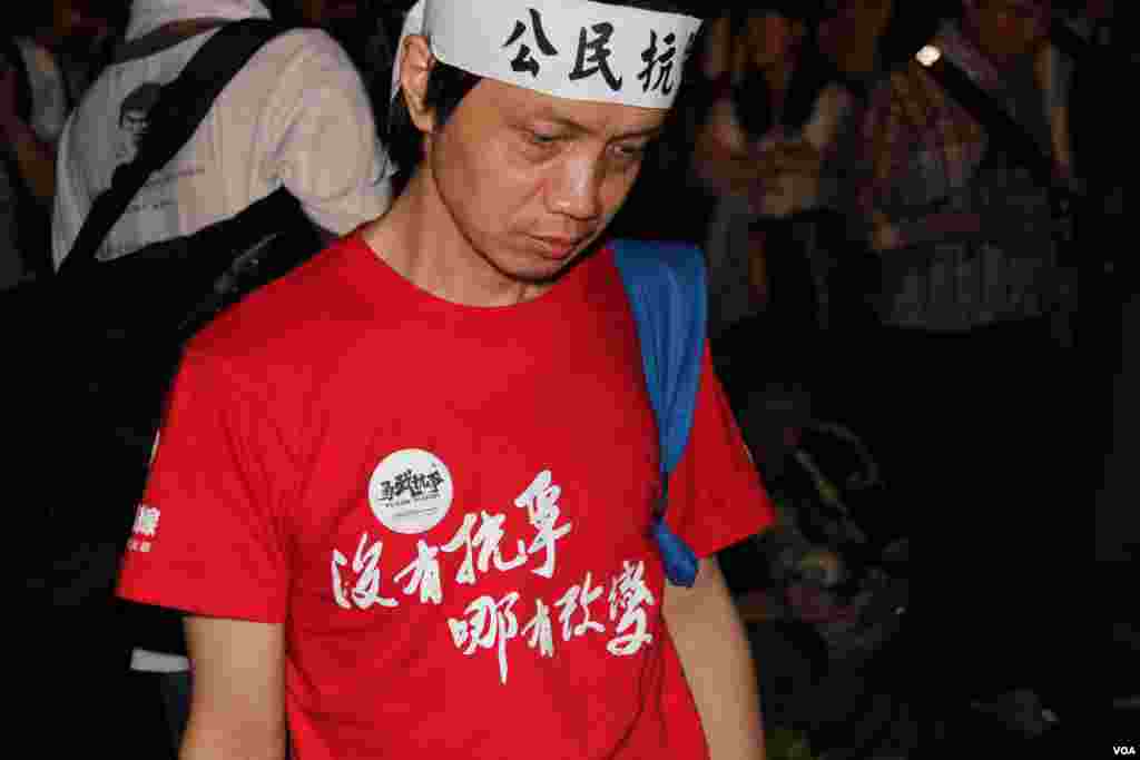 和平佔中運動舉行啟動佔中運動公民抗命集會(美國之音海彥拍攝)